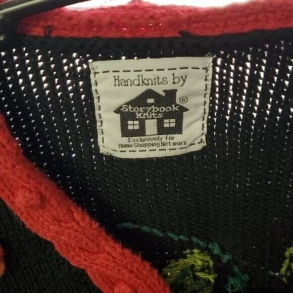 Storybook Knits Vintage Embroidered Hand Knitted Holiday Holly Sz. M Cardigan - Picture 3 of 7
